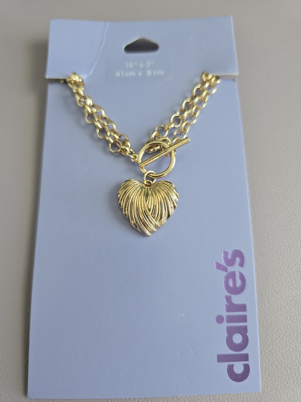 Claire's NWT Gold Heart Toggle Necklace